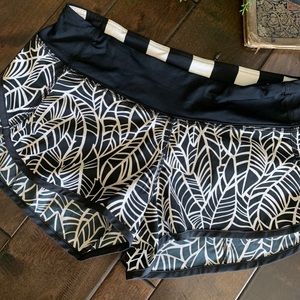 LULULEMON speed shorts SIZE 4